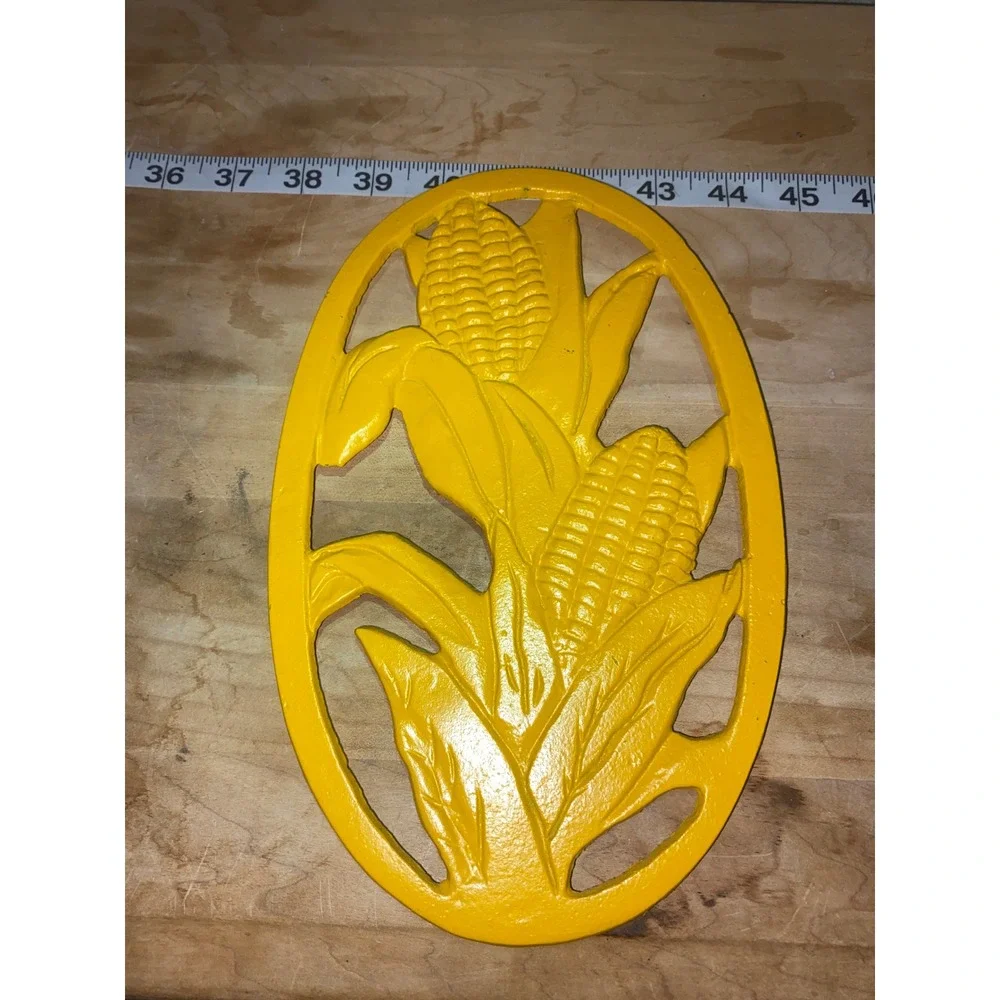 Vintage Yellow Cast Iron Corn on the Cob Trivet Oval Farmhouse Kitchen Decor